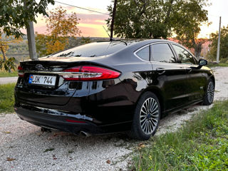 Ford Fusion foto 3