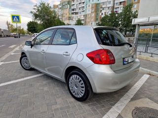 Toyota Auris foto 4