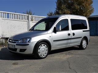 Opel Combo foto 1