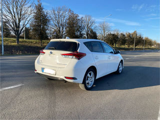 Toyota Auris foto 5