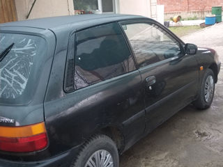 Toyota Starlet foto 4