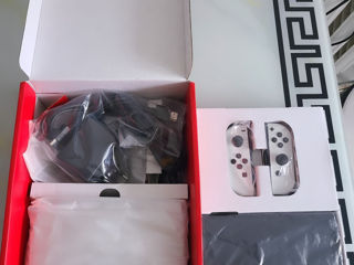 Nintendo Switch Oled for sale foto 3