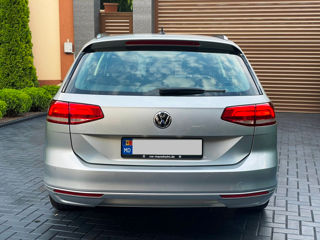 Volkswagen Passat foto 4