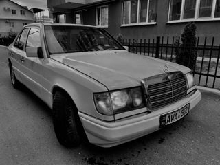 Mercedes Series (W124) foto 5