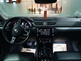 Skoda Superb foto 8