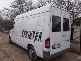 Mercedes Sprinter foto 2