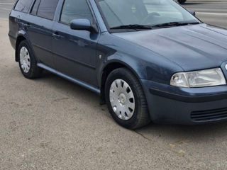 Skoda Octavia foto 2