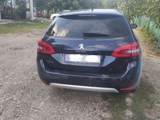 Peugeot 308 foto 2