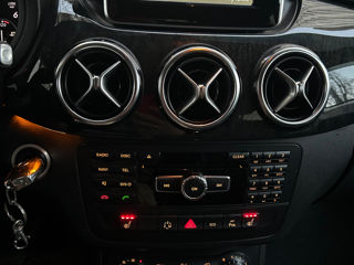 Mercedes B-Class foto 9