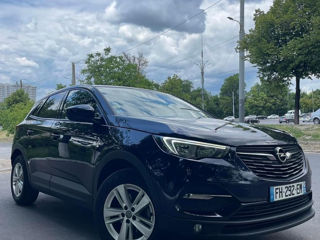 Opel Grandland X foto 2