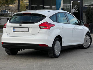 Ford Focus foto 3