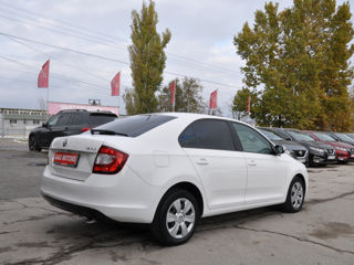 Skoda Rapid foto 4