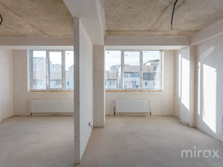 Apartament cu 3 camere, 82 m², Ciocana, Chișinău foto 5
