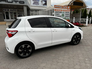 Toyota Yaris foto 3