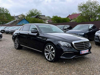 Mercedes E-Class foto 2