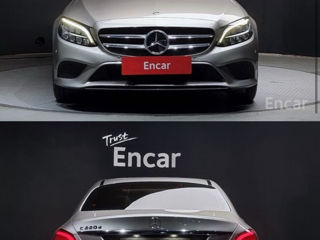 Mercedes C-Class foto 2