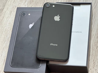 iPhone 8 black 256gb foto 2