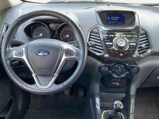 Ford EcoSport foto 4