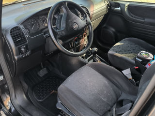 Opel Zafira foto 7