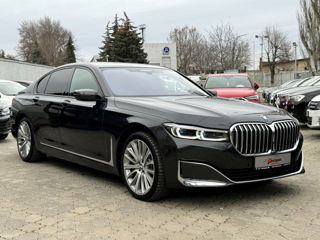 BMW 7 Series foto 1