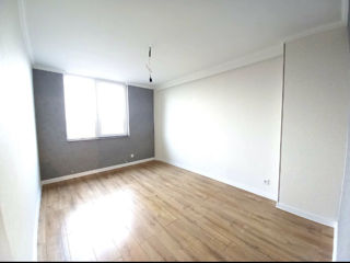 Apartament cu 3 camere, 78 m², Centru, Hîncești foto 1