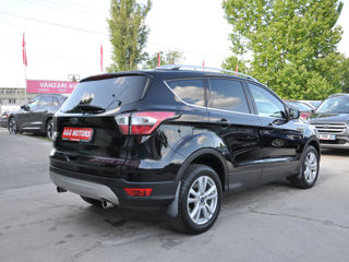 Ford Kuga foto 6