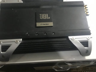 Усилитель JBL