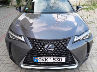 Lexus UX foto 2