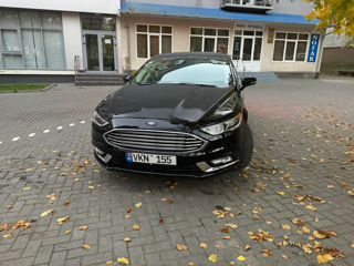 Ford Fusion foto 10