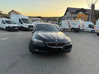 BMW 5 Series foto 4