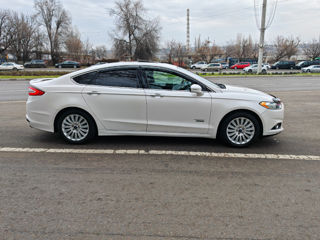 Ford Fusion foto 4