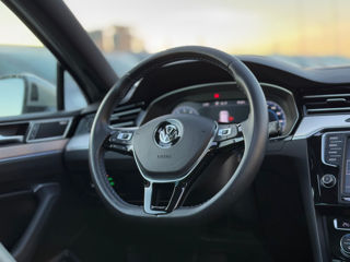 Volkswagen Passat foto 8