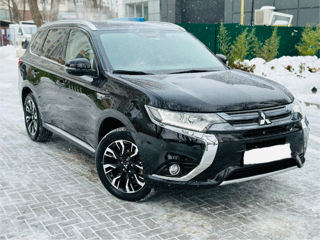 Mitsubishi Outlander foto 4