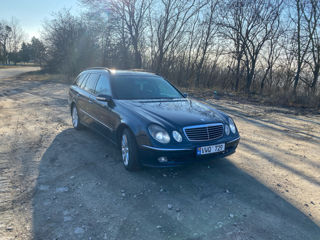 Mercedes E-Class foto 5