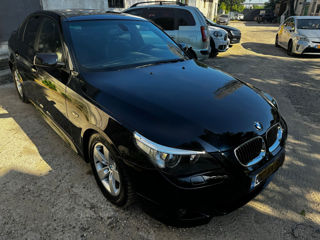 BMW 5 Series foto 1