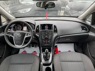 Opel Astra foto 9