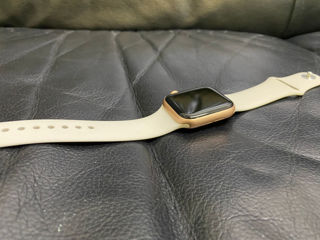 Apple watch se original 40mm a2351 gold case