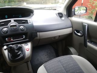 Renault Scenic foto 2