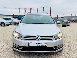 Volkswagen Passat foto 2