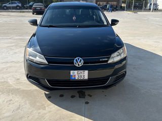 Volkswagen Jetta foto 1