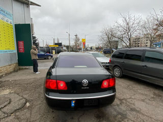 Volkswagen Phaeton foto 5