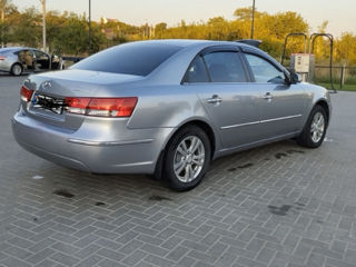 Hyundai Sonata foto 3