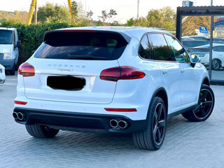 Porsche Cayenne foto 4