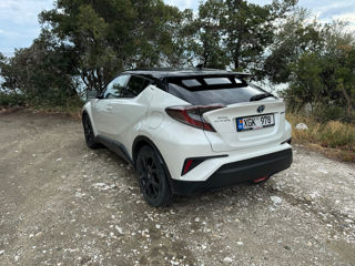 Toyota C-HR foto 6