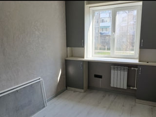 Apartament cu 2 camere, 47 m², 10 cartier, Bălți foto 5