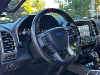 Ford F-150 foto 9