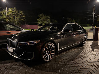 BMW 7 Series foto 10