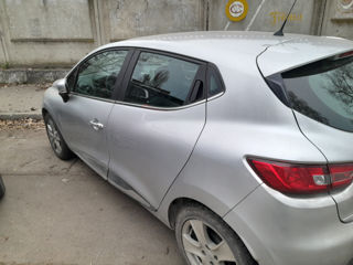 Renault Clio foto 2