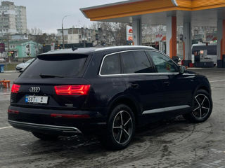 Audi Q7 e-tron foto 6