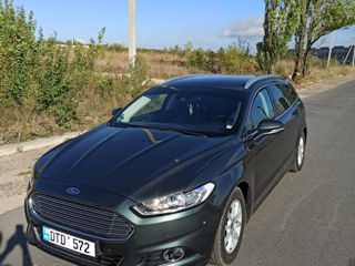 Ford Mondeo foto 2